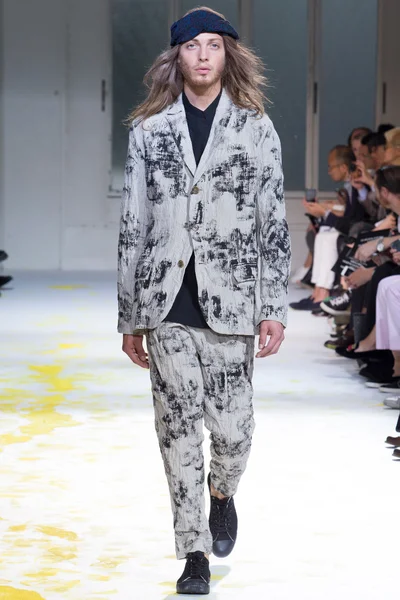 Look 38
